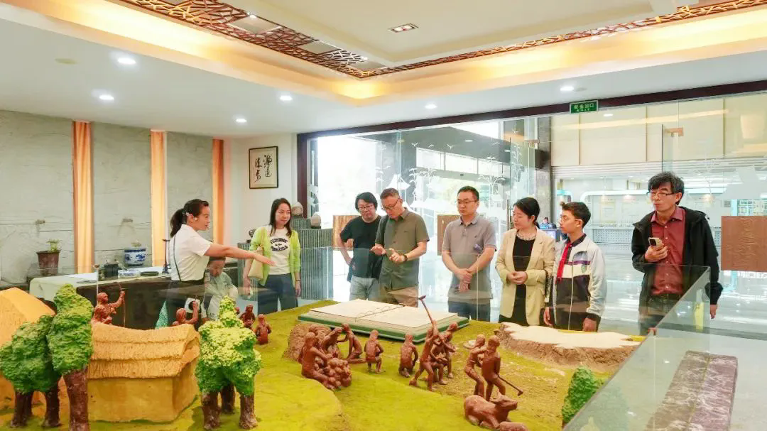 640 (2).webp (6).png 640 (2).webp (6).png